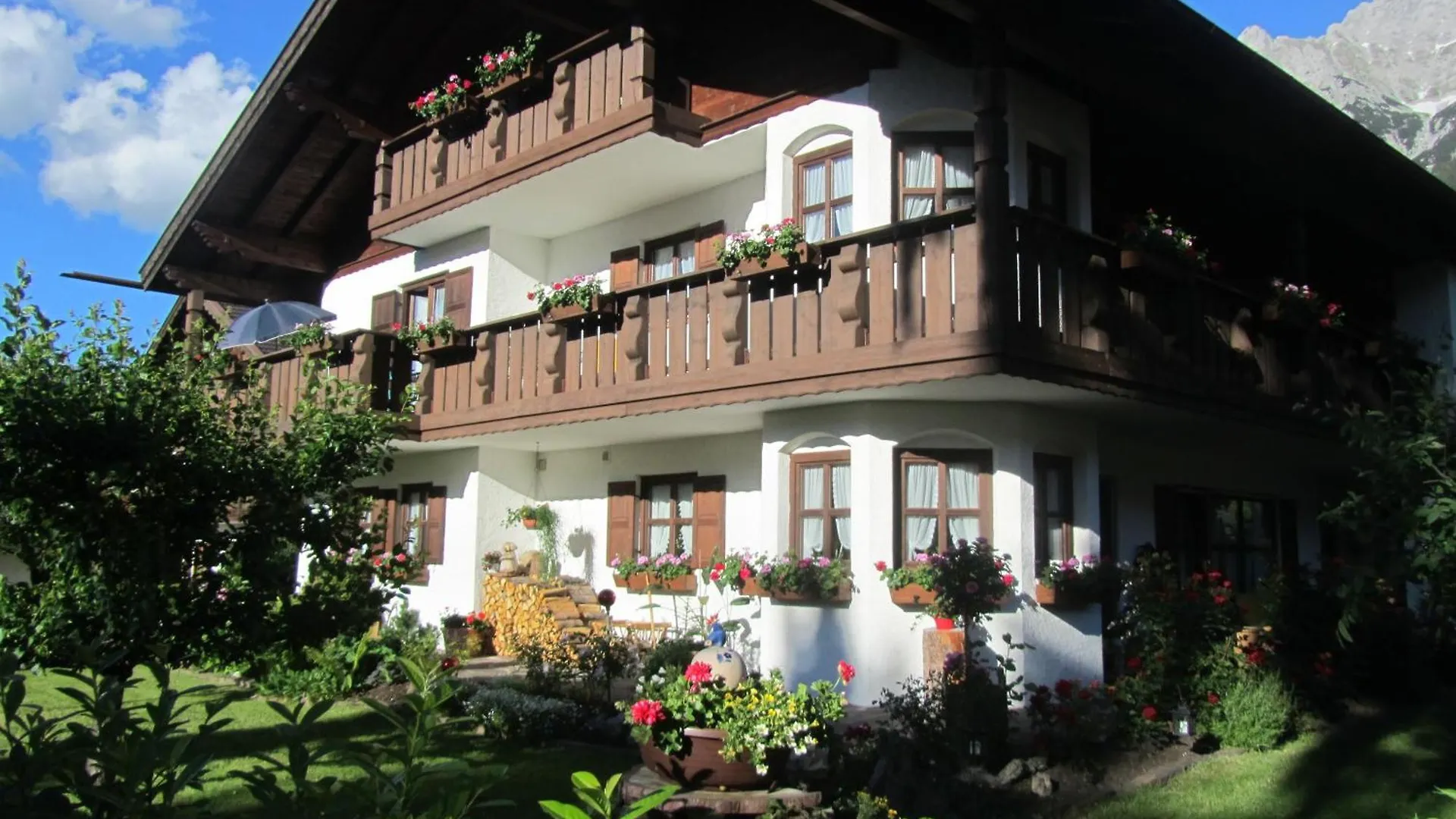 Apartment Landhaus Sailer Mittenwald