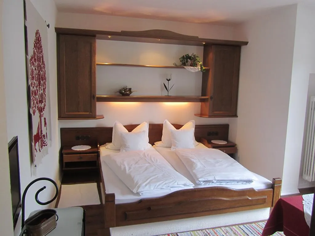 Apartment Landhaus Sailer Mittenwald