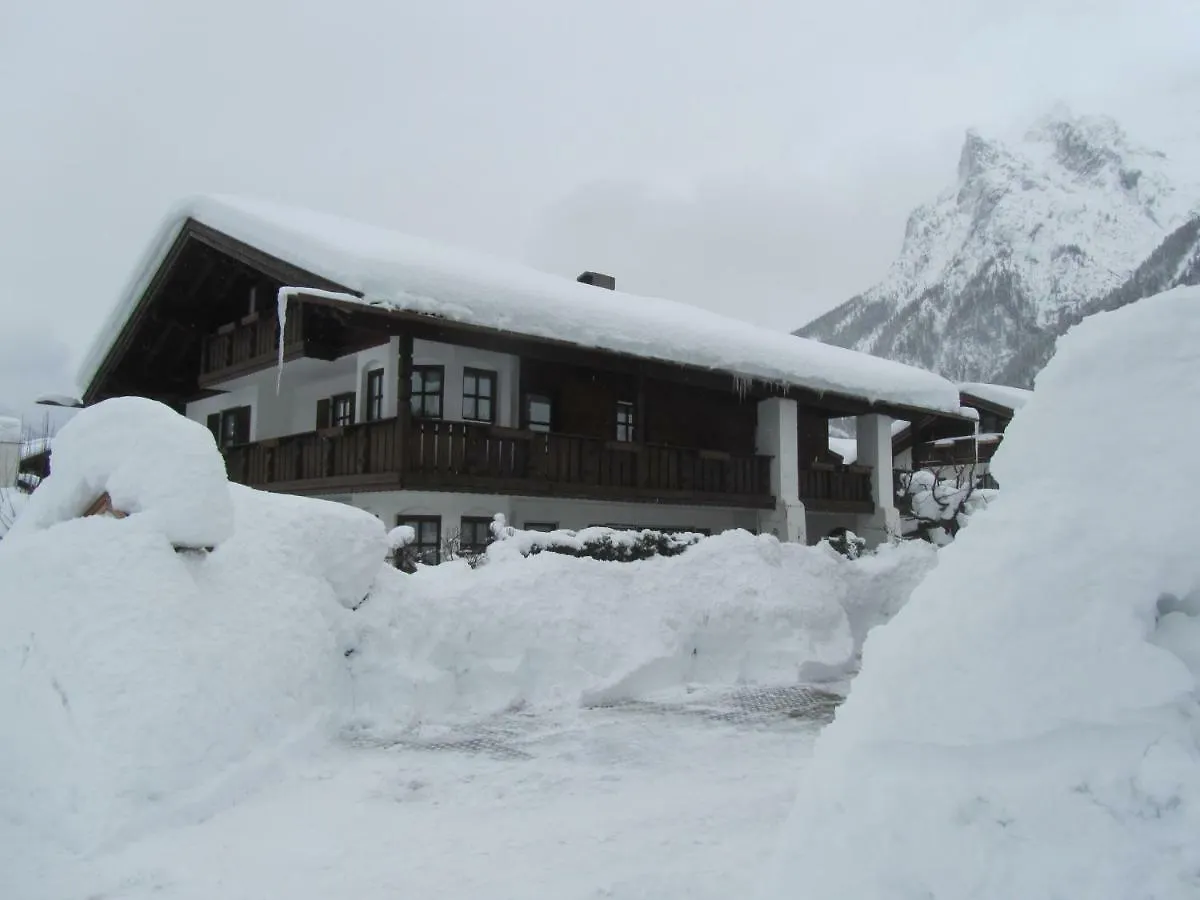 Landhaus Sailer Mittenwald Apartment